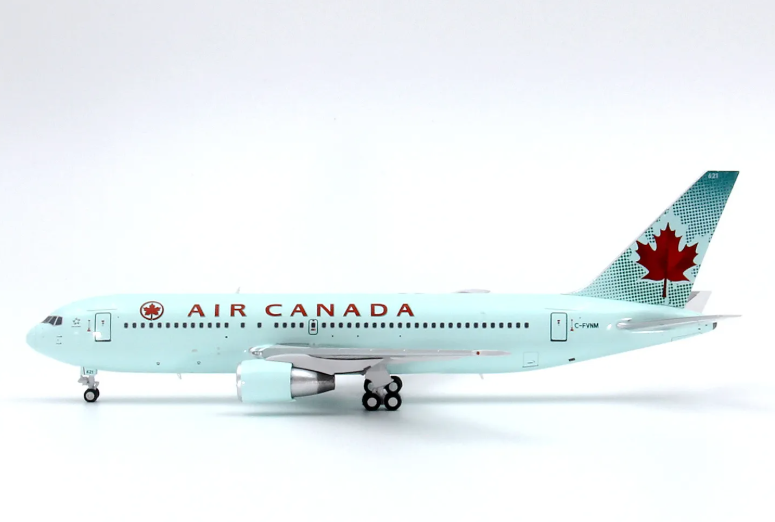 C0046 | C Models 1:400 | Boeing 767-200 Air Canada C-FVNM