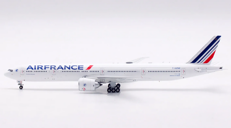 AV4380 | Aviation 400 | Boeing 777-300ER Air France F-GZNE New logo, Larger, With winged seahorse at front