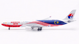 AV4352 | Aviation 400 | Airbus A330-300 Malaysia Airlines 9M-MTL “Manchester United FC”
