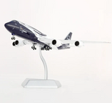 B631102 | HX Models 1:400 | Boeing 747-8 Lufthansa D-ABYN 100th Anniversary | is due July 2026