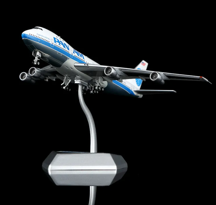 B551409P | HX Models 1:400 | Boeing 747-100 Pan Am N748PA Clipper Crest of the Wave | is due July 2026