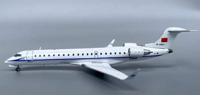 P-200-05-02 | Patriot Models 1:200 | Canadiar CRJ-700 B-4661 Peoples Liberation Army Navy