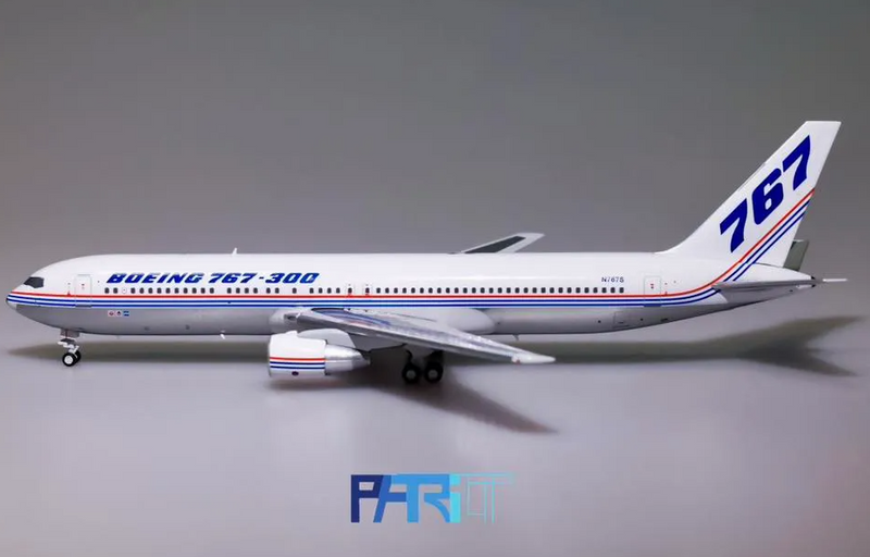 PT-400-024 | Patriot Models 1:400 | Boeing 767-300 Boeing House Colours