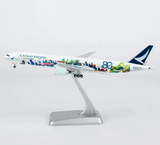NG73109 | NG Models 1:400 | Boeing 777‑300ER Cathay Pacific B-KQU Spirit of Hong Kong – 80th Anniversary (with stand ULTIMATE)