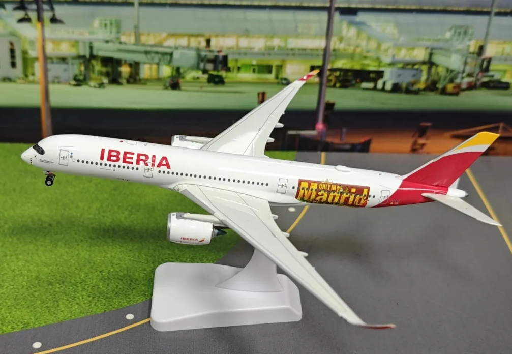 AV4434 | Aviation 400 | Airbus A350-900 Iberia EC-NIG Only in Madrid | is due July 2026