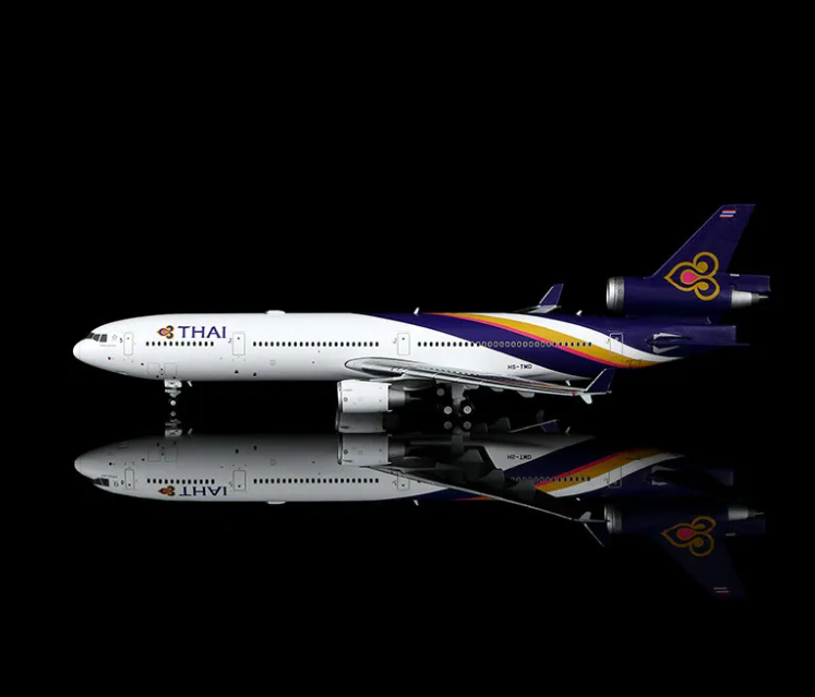 YY1111 | YY Wings 1:400 | McDonnell Douglas MD-11 Thai Airways HS-TMD