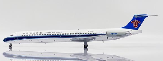 KJ-MD82-025 | JC Wings 1:200 | McDonnell Douglas MD-82 China Southern Airlines B-2132 | is due September 2026