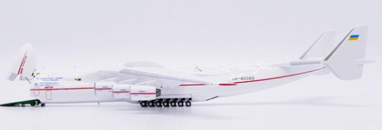 LH4410C | JC Wings 1:400 | Antonov An-225 Mriya Antonov Design Bureau UR-82060 "Red Stripe" Interactive | is due September 2026