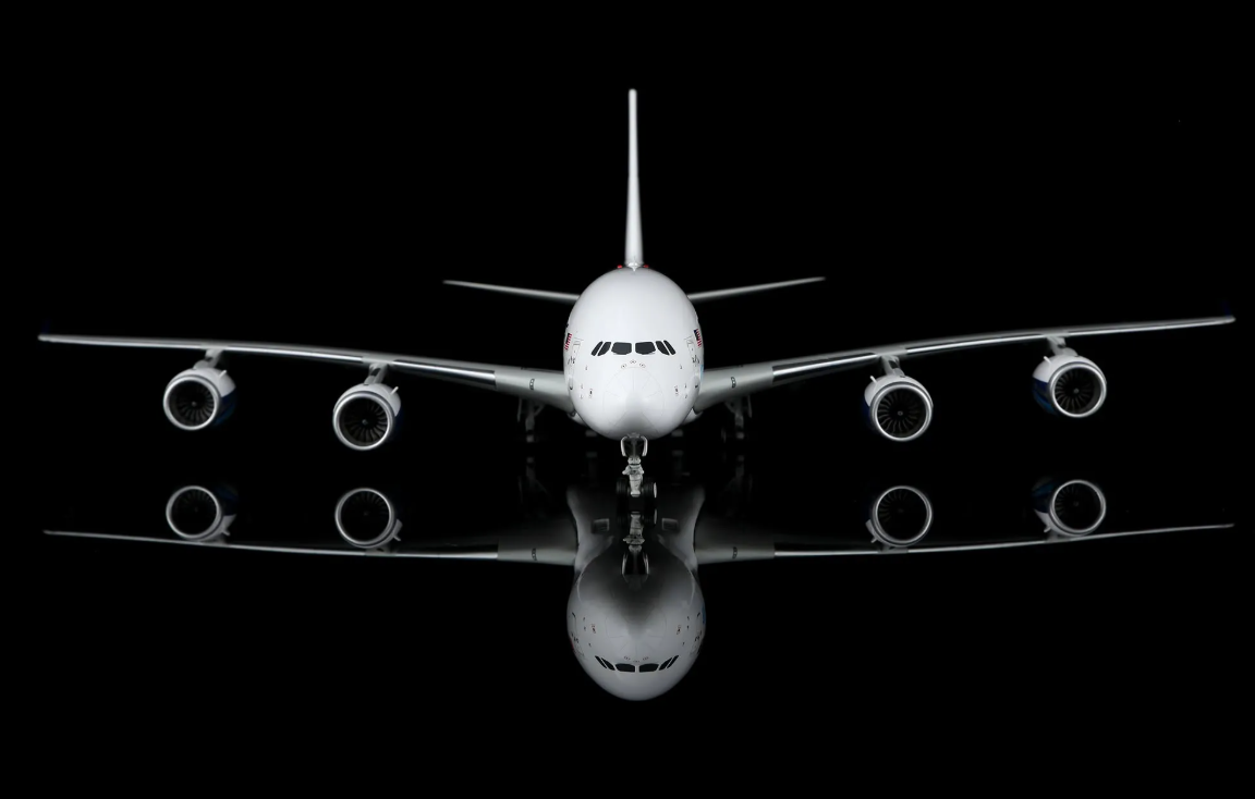 L2152 | SQ Wings 1:200 | Airbus A380 Malaysia Airlines 9M-MNF | is due July 2026