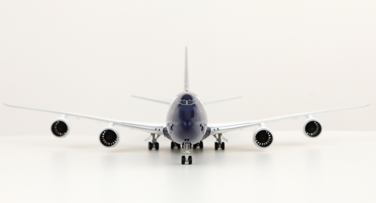L2355 | SQ Wings 1:200 | Boeing 747-8 Lufthansa D-ABYN