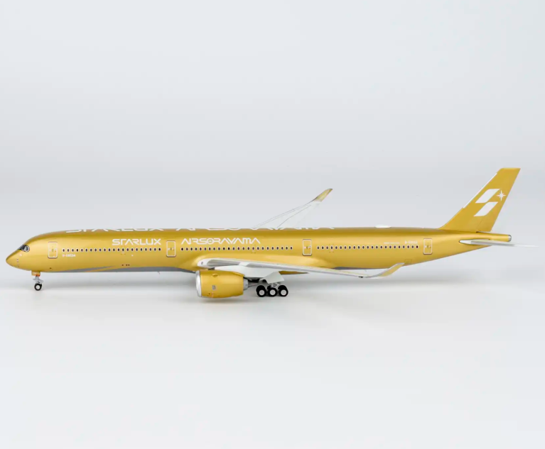 NG57048 | NG Models 1:400 | Airbus A350‑1000 Starlux Airlines B-58554 Airsorayama Golden