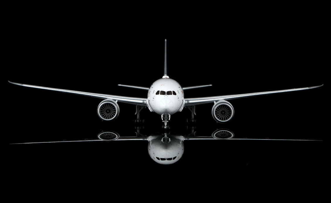L2278 | SQ Wings 1:200 | Boeing 787-9 Lufthansa D-ABPF | is due July 2026