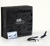SQ Wings 1:200 scale Airbus A320neo Lufthansa die-cast aircraft model.