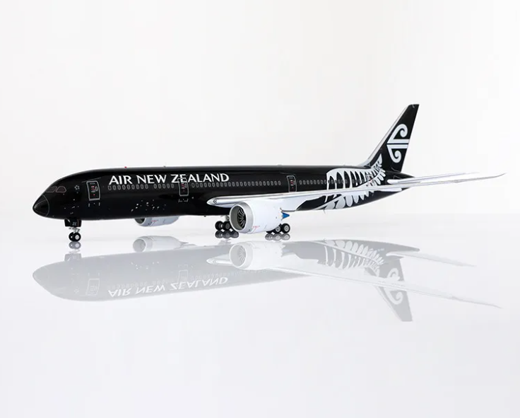 L2182 | SQ Wings 1:200 | Boeing 787-9 AIR NEW ZEALAND ZK-NZE All Black livery