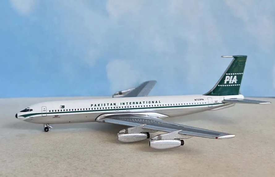 AC411573 | Aero Classics 1:400 | Boeing 707‑320 PIA Pakistan International N723PA | is due September 2026