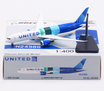 Die-cast metal Aviation 400 Boeing 787-9 Dreamliner United Airlines model.