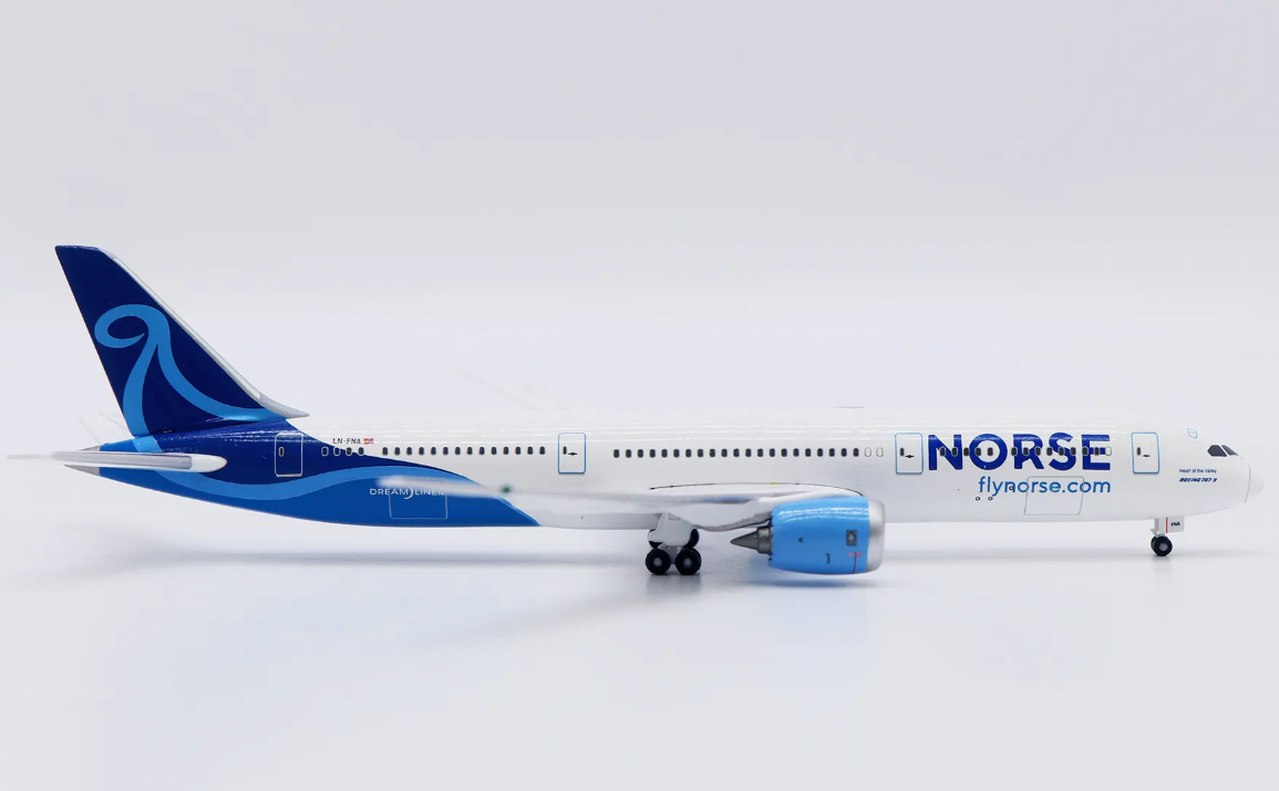 Boeing 787-9 Dreamliner model aircraft in Norse Atlantic Airways livery.