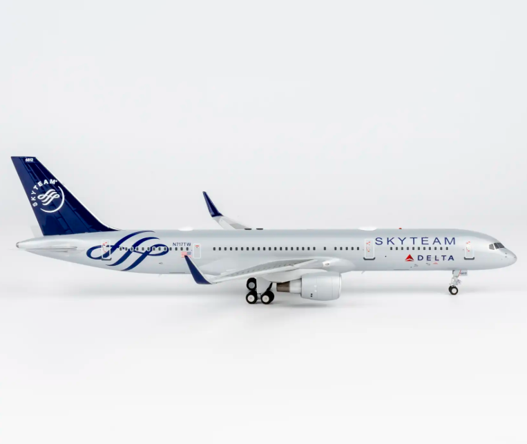 NG42062 | NG Models 1:200 | Boeing 757-200/w Delta Air Lines N717TW (SKYTEAM) (with stand) | is due September 2026