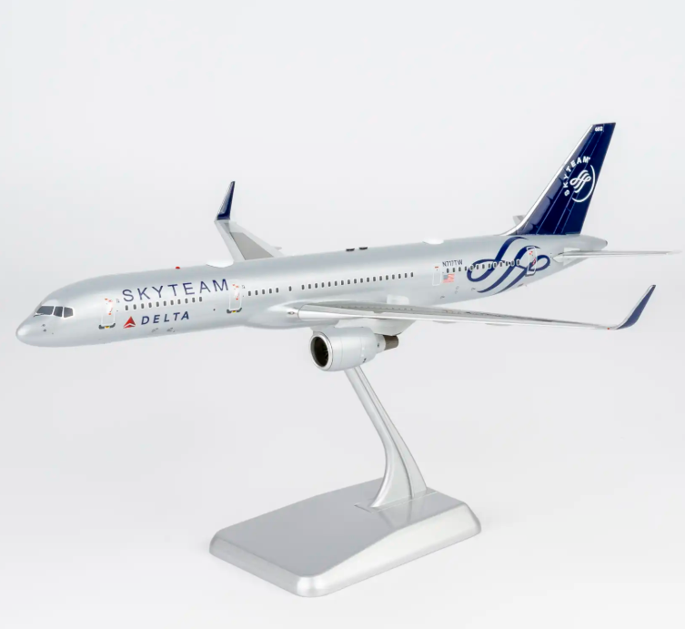 NG42062 | NG Models 1:200 | Boeing 757-200/w Delta Air Lines N717TW (SKYTEAM) (with stand) | is due September 2026
