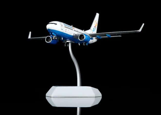 LJ11516-10 | Legacy Jets 1:400 | Boeing 737-700 Bahamasair C6-BFY | is due December 2026
