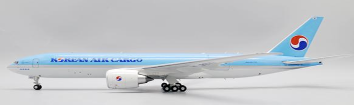 SA2005C | JC Wings 1:200 | Boeing 777F Korean Air Cargo HL8077 (Interactive Series)