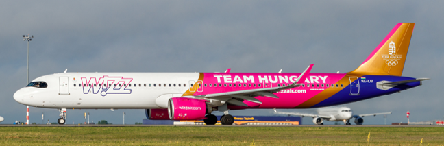 XX40259 | JC Wings 1:400 | Airbus A321NEO Wizz Air Team Hungary Reg HA-LGI