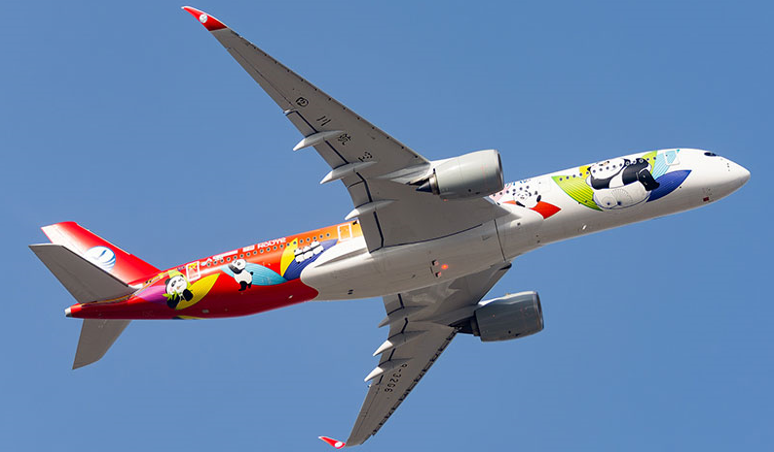 AV4270 | Aviation 400 1:400 | Airbus A350-941 Sichuan Airlines B-32G6 | is due July 2024