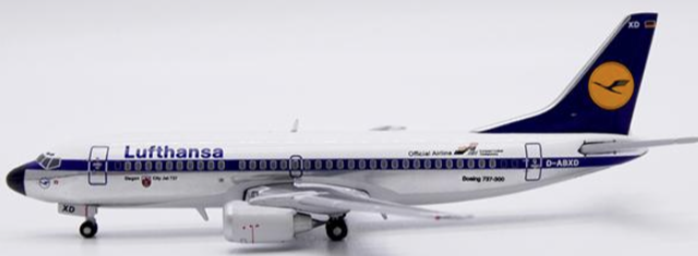 EW4733003 | JC Wings 1:400 | Boeing 737-300 Lufthansa Official Airline 88 Polished D-ABXD | is due December 2024