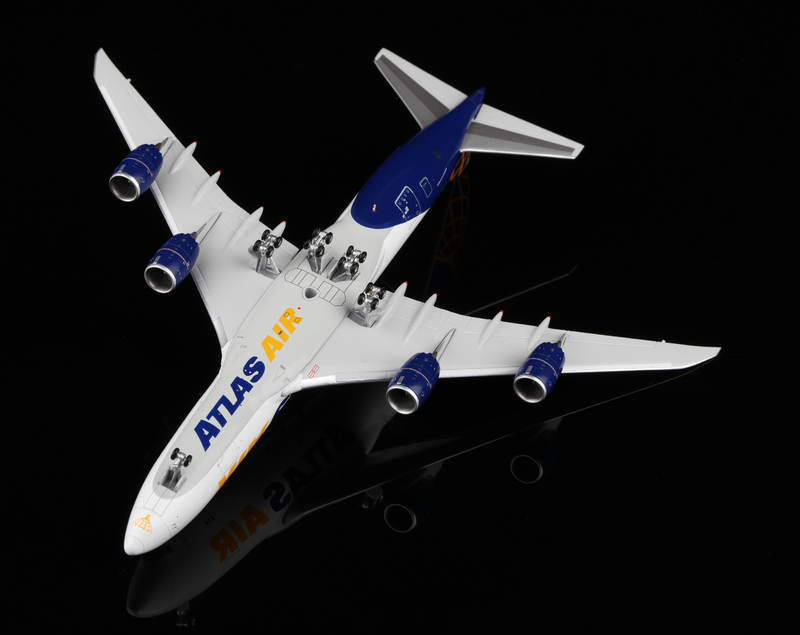 B632203 | HX Models 1:400 | Boeing 747-8F Atlas Air N862GT