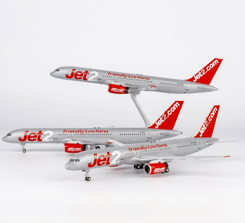 NG42053 | NG Models 1:200 | Boeing 757-200 Jet2 G-LSAH (with stand)