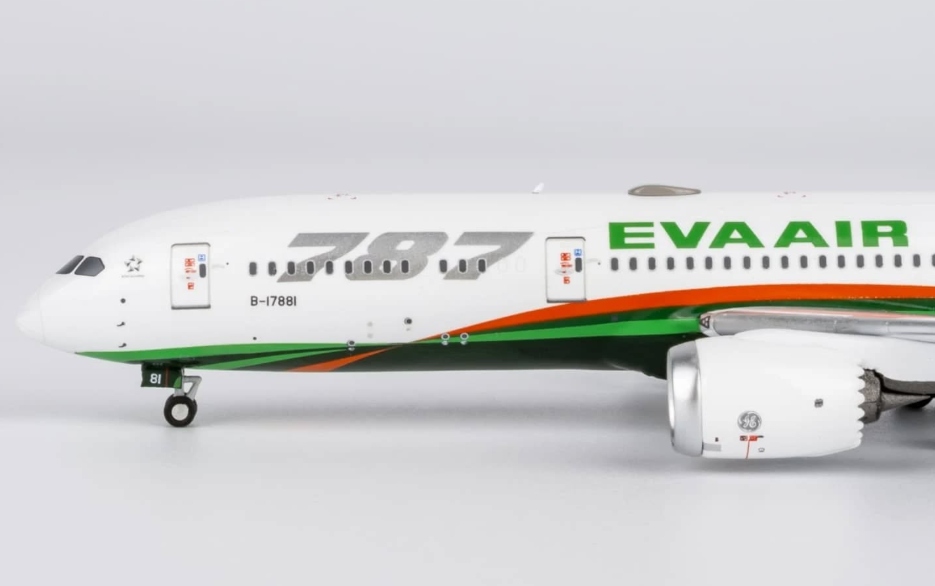 NG55142 | NG Models 1:400 | Boeing 787-9 Dreamliner Eva Airways B-17881