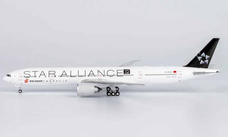 NG73062  | NG Models 1:400 | Air China Boeing 777-300ER B-2032 (Star Alliance; with 15 years anniversary sticker)