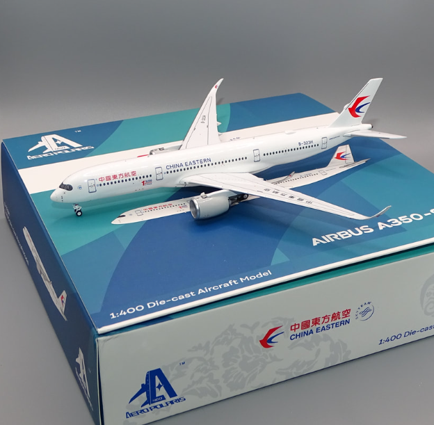 HA3590001 | Aero Polaris 1:400 | Airbus A350-900 China Eastern B-323H, '1st Delivered'