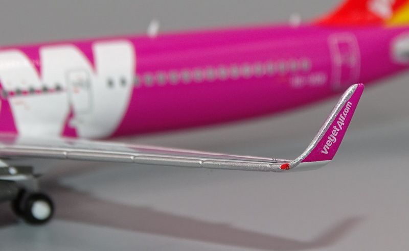 32117 | Panda Models 1:400 | Airbus A321-200 | Thai Vietjet HS-VKM | is due October 2025