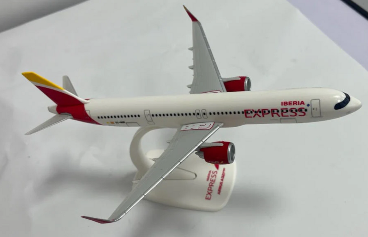 PP-IBERIAA321 | PPC Models 1:200 | Airbus A321neo, Iberia Express