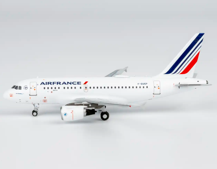 NG48022 | NG Models 1:400 | Airbus A318-100 Air France F-GUGP (previous standard livery)