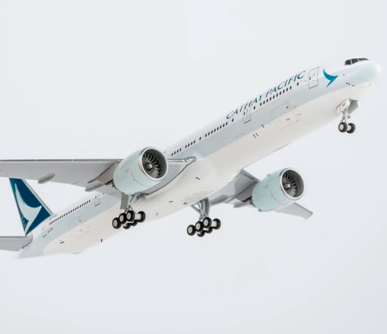 NG73099 | NG Models 1:400 | Boeing 777‑300ER Cathay Pacific B-KPF Ultimate with stand