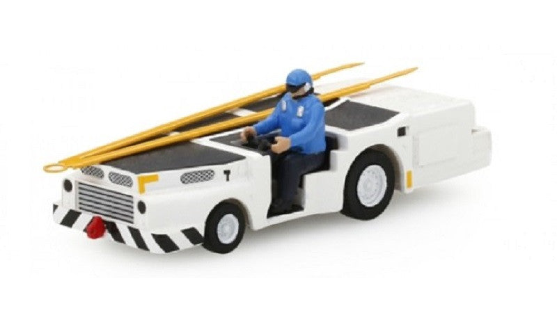 TSMWAC004 | TSM Model 1:72 | Accessories - US Navy MD3 Long Type Track Tractor with Driver