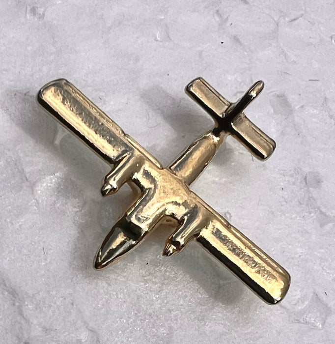 CL108 | Clivedon Collection Pin Badges | De HAVILLAND CANADA DHC-6 Twin Otter  22ct Gold plated pin badge