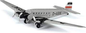 403551800 | Schuco 1:72 | Schuco Junkers Ju52/3m 1932-52 von Richtho 1:72