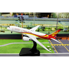 AV4240 | Aviation 400 1:400 | Boeing 787-8 Dreamliner Hainan Airlines B-2723 | is due August 2024