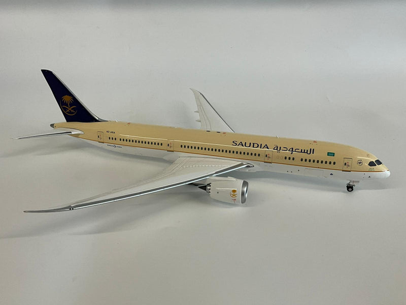 PH20132 | Phoenix 1:200 | Boeing 787-9 Saudia HZ-ARA