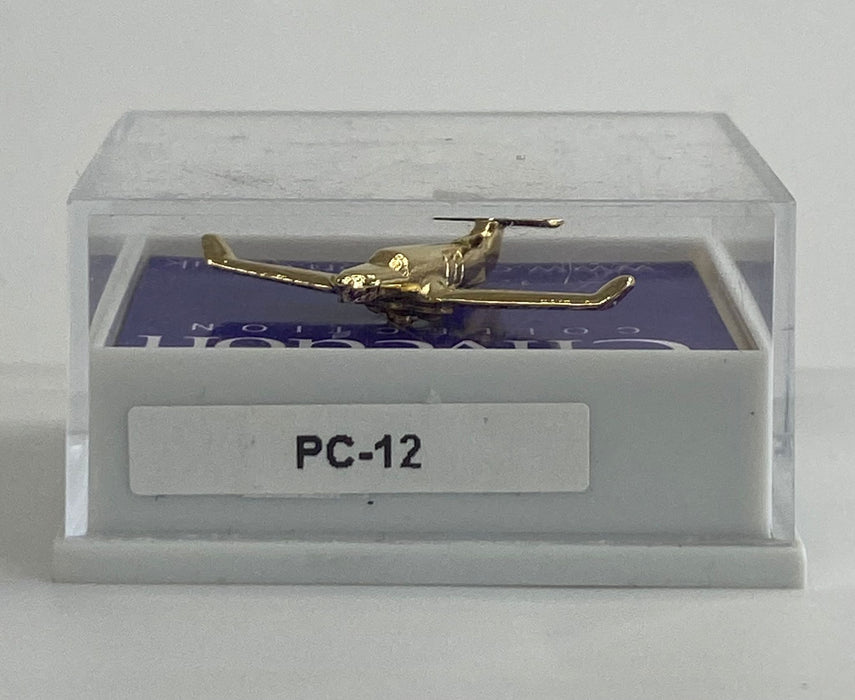 CL066 | Clivedon Collection Pin Badges | Pilatus PC12 22ct Gold plated pin badge