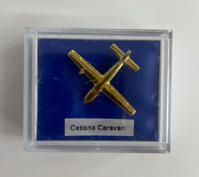 CL057 | Clivedon Collection Pin Badges | Cessna Caravan 22ct Gold plated pin badge