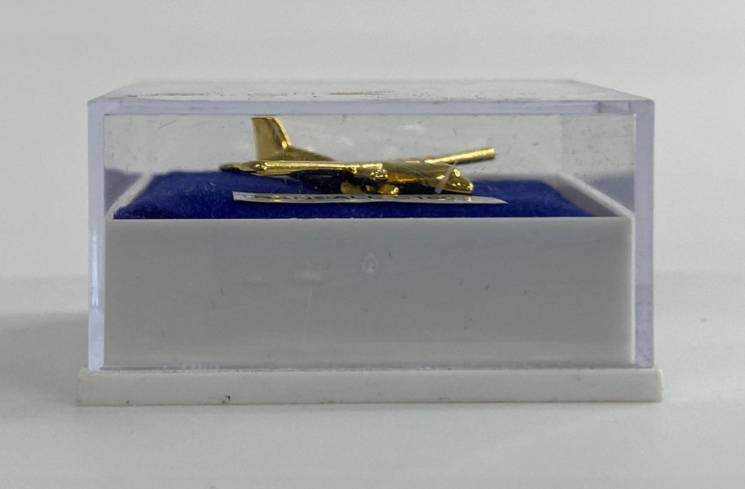 CL075 | Clivedon Collection Pin Badges | Transall C160 22ct Gold plated pin badge
