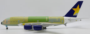 XX20061 | JC Wings 1:200 | Airbus A380 Skymark Airlines Bare Metal Reg: F-WWSL With Stand