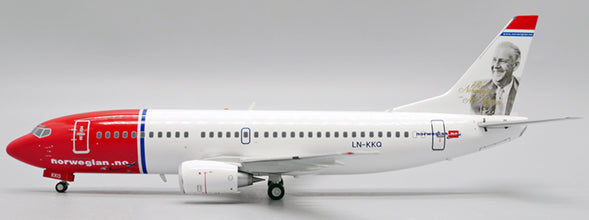 XX20178 | JC Wings 1:200 | Boeing 737-300 Norwegian Air Shuttle LN-KKQ, 'Real Norwegian' (with stand) | is due March 2025