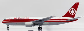 XX20194 | JC Wings 1:200 | Boeing 767-200ER Air Canada C-GDSS (with stand)