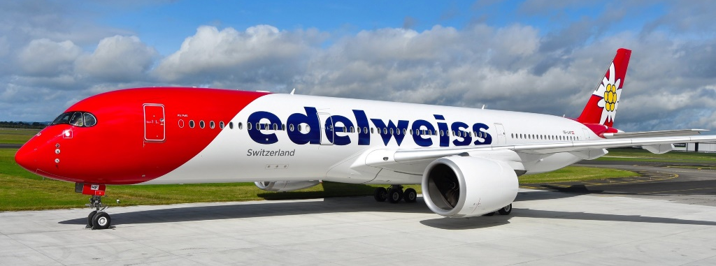 XX20569A | JC Wings 1:200 | Airbus A350-900XWB Edelweiss Air HB-IHC Flaps Down | is due September 2024