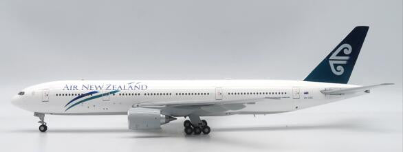 XX2149 | JC Wings 1:200 | Boeing 777-200ER Air New Zealand Reg ZK-OKE | is due October 2024